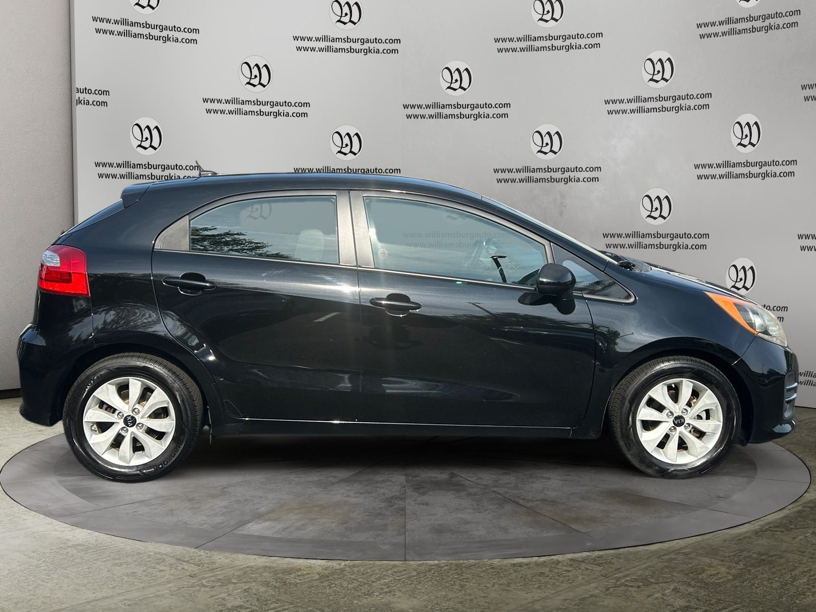 Pre-Owned 2016 Kia Rio EX - photo - 5
