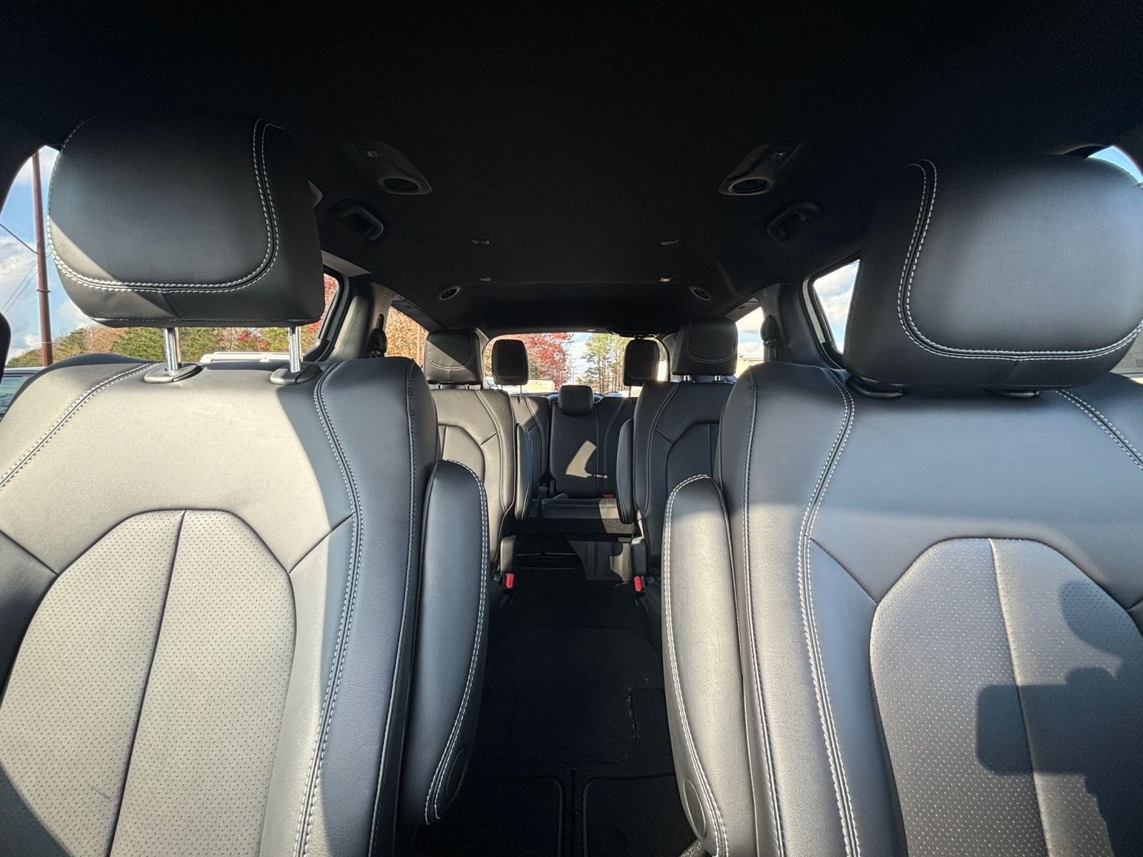 New 2026 Chrysler Pacifica Select - photo - 29