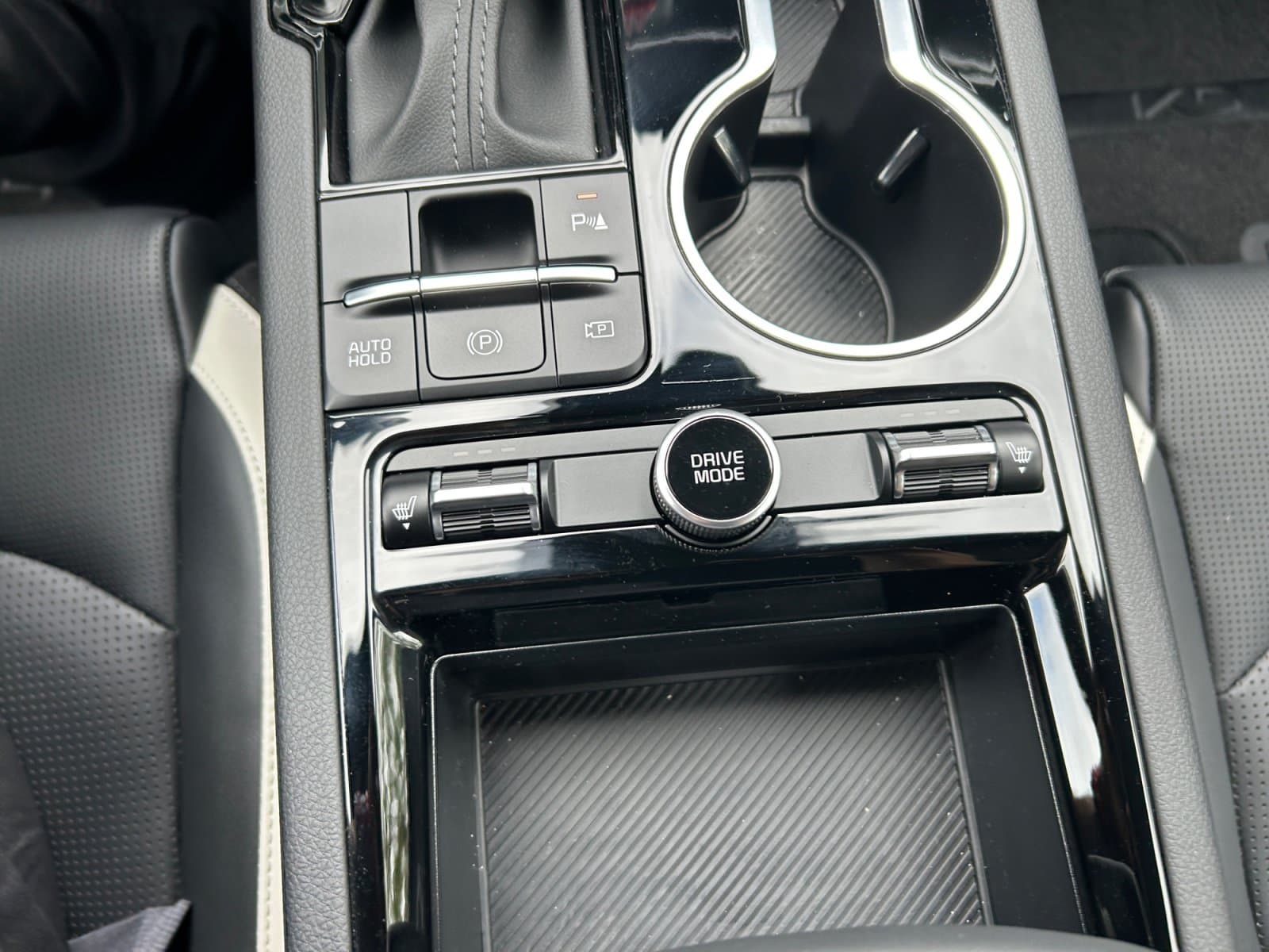 Pre-Owned 2026 Kia K5 GT-Line - photo - 24