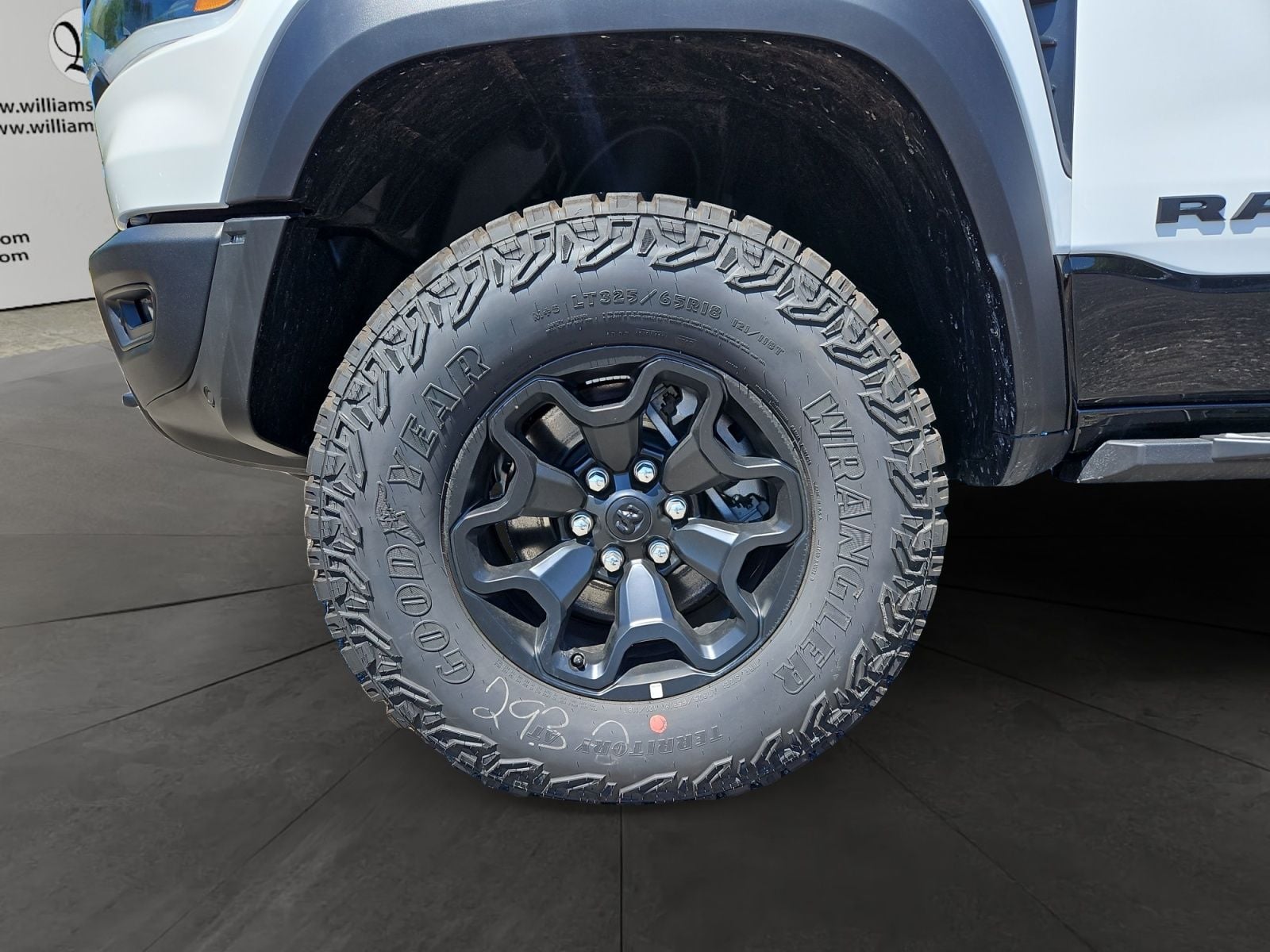 New 2026 Ram 1500 RHO - photo - 13