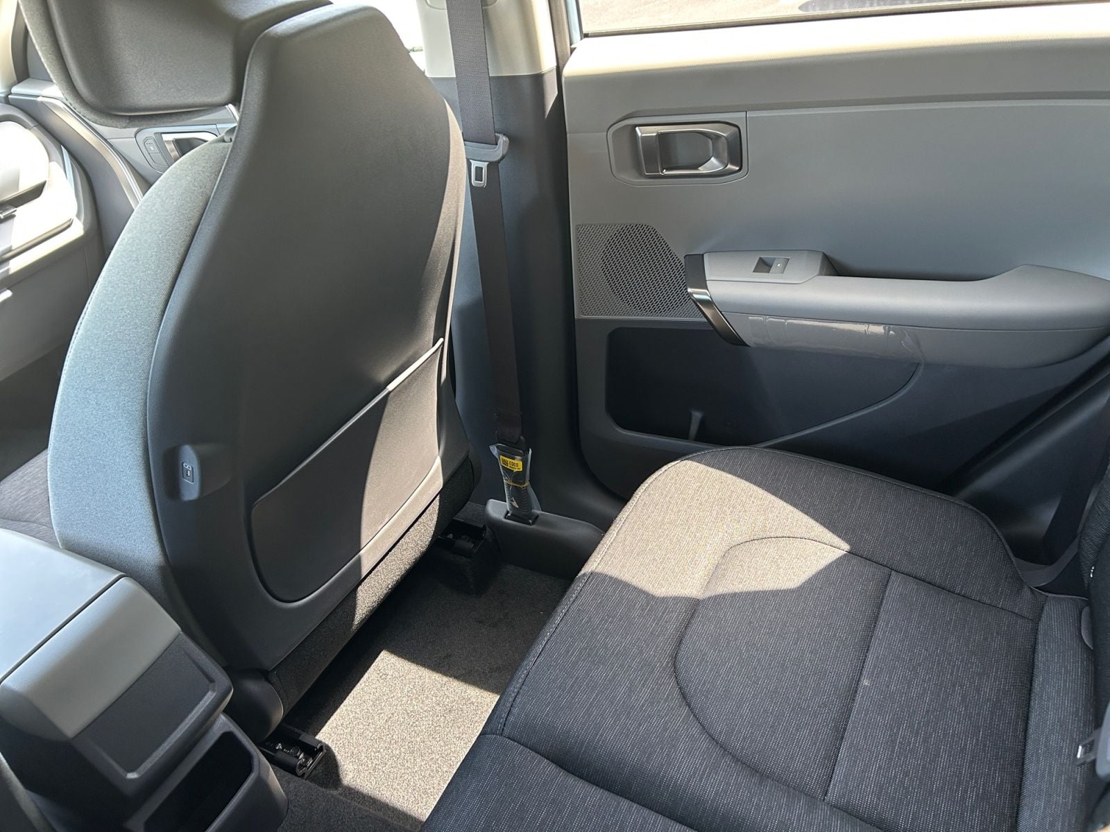 New 2027 Kia Seltos S - photo - 29