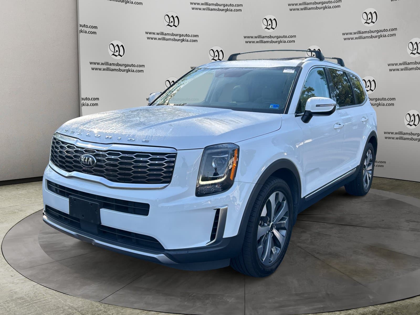 Pre-Owned 2020 Kia Telluride EX - photo - 0