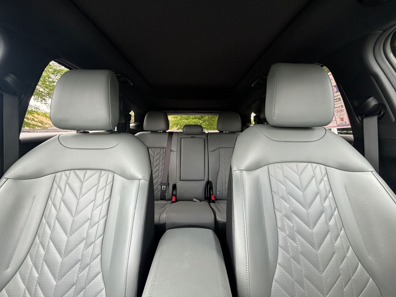 Pre-Owned 2023 Kia Sportage X-Pro - photo - 29