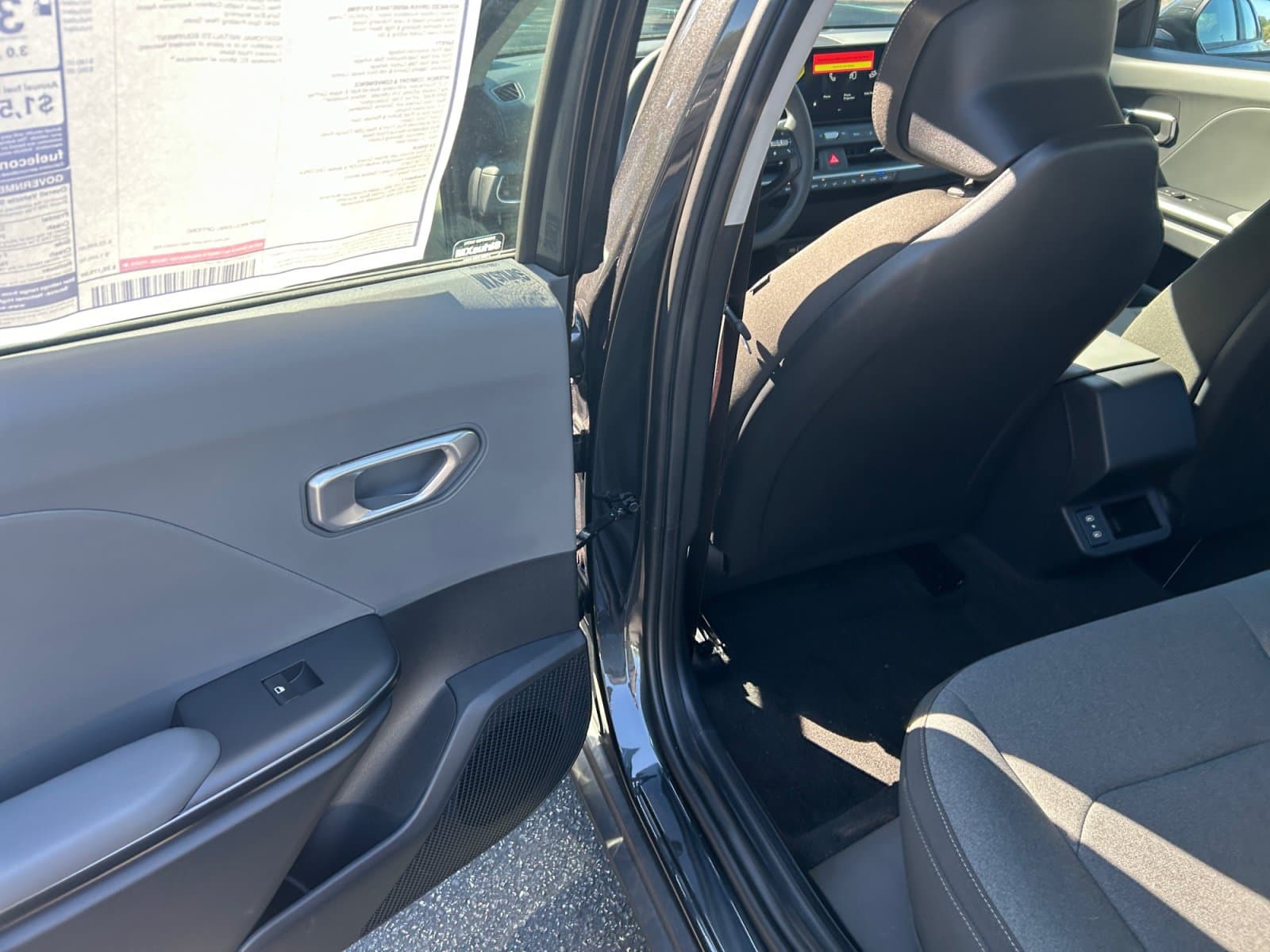 New 2026 Kia K4 LXS - photo - 17