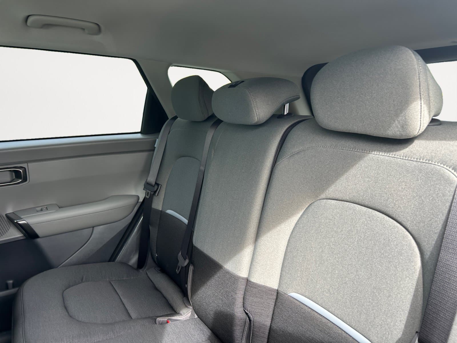 New 2027 Kia Seltos S - photo - 12