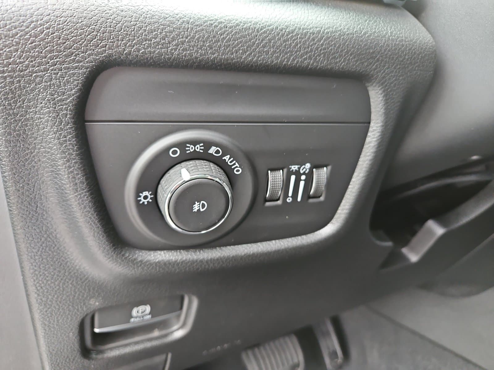 New 2026 Jeep Grand Cherokee L Limited - photo - 22