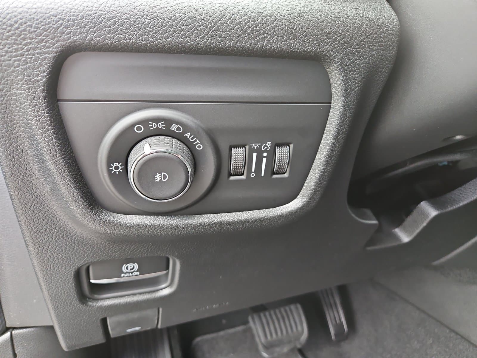 New 2027 Jeep Grand Cherokee L Limited - photo - 22