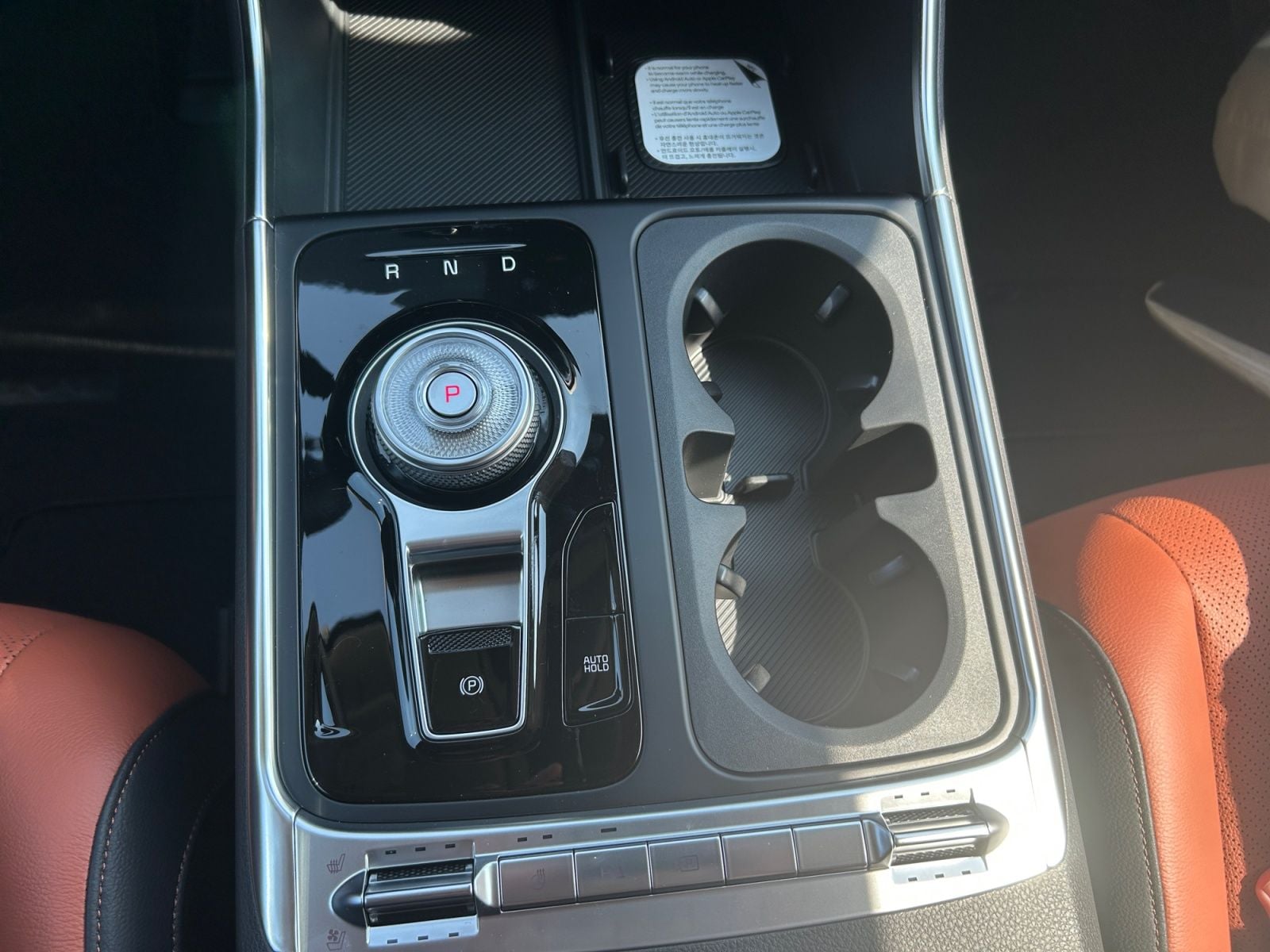 New 2027 Kia Carnival Hybrid SX Prestige - photo - 25