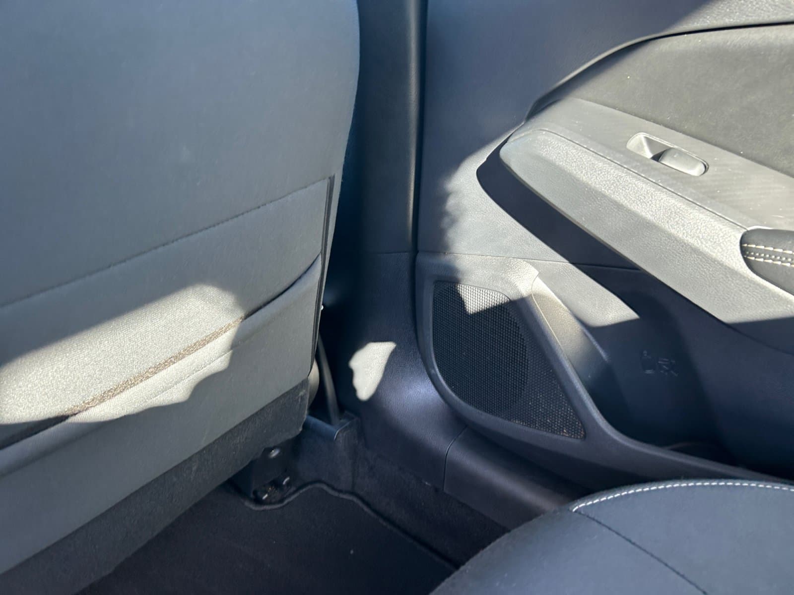 Pre-Owned 2025 Nissan Altima 2.5 SV - photo - 18