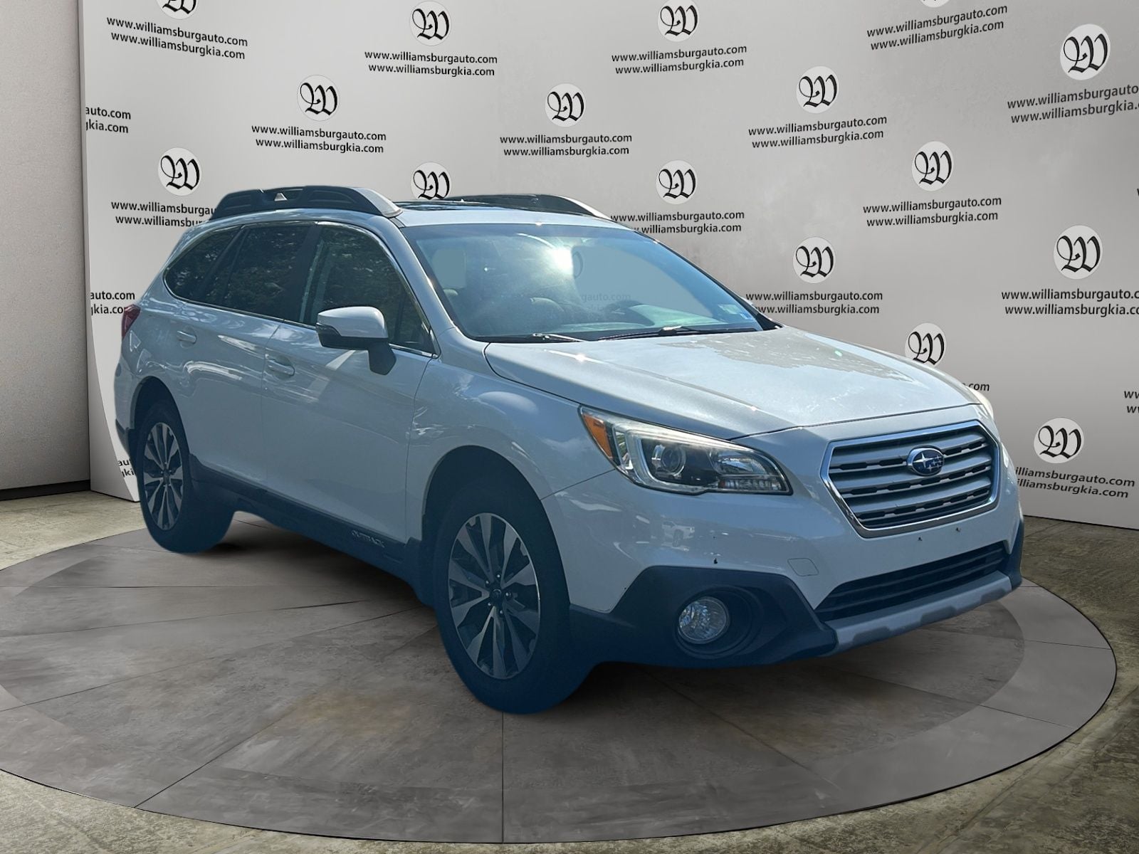 Pre-Owned 2015 Subaru Outback 2.5i - photo - 6