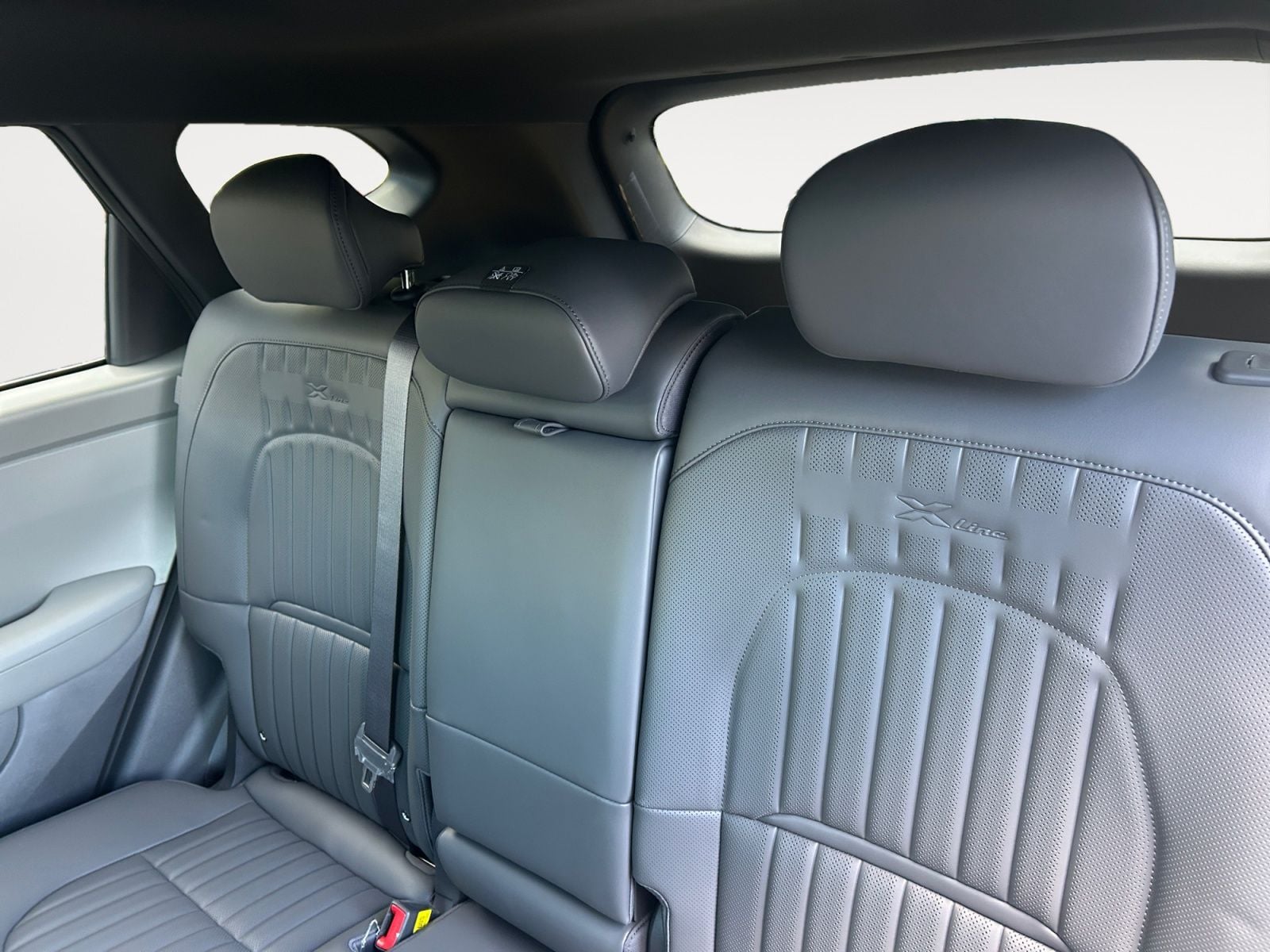 New 2027 Kia Seltos X-Line SX - photo - 3