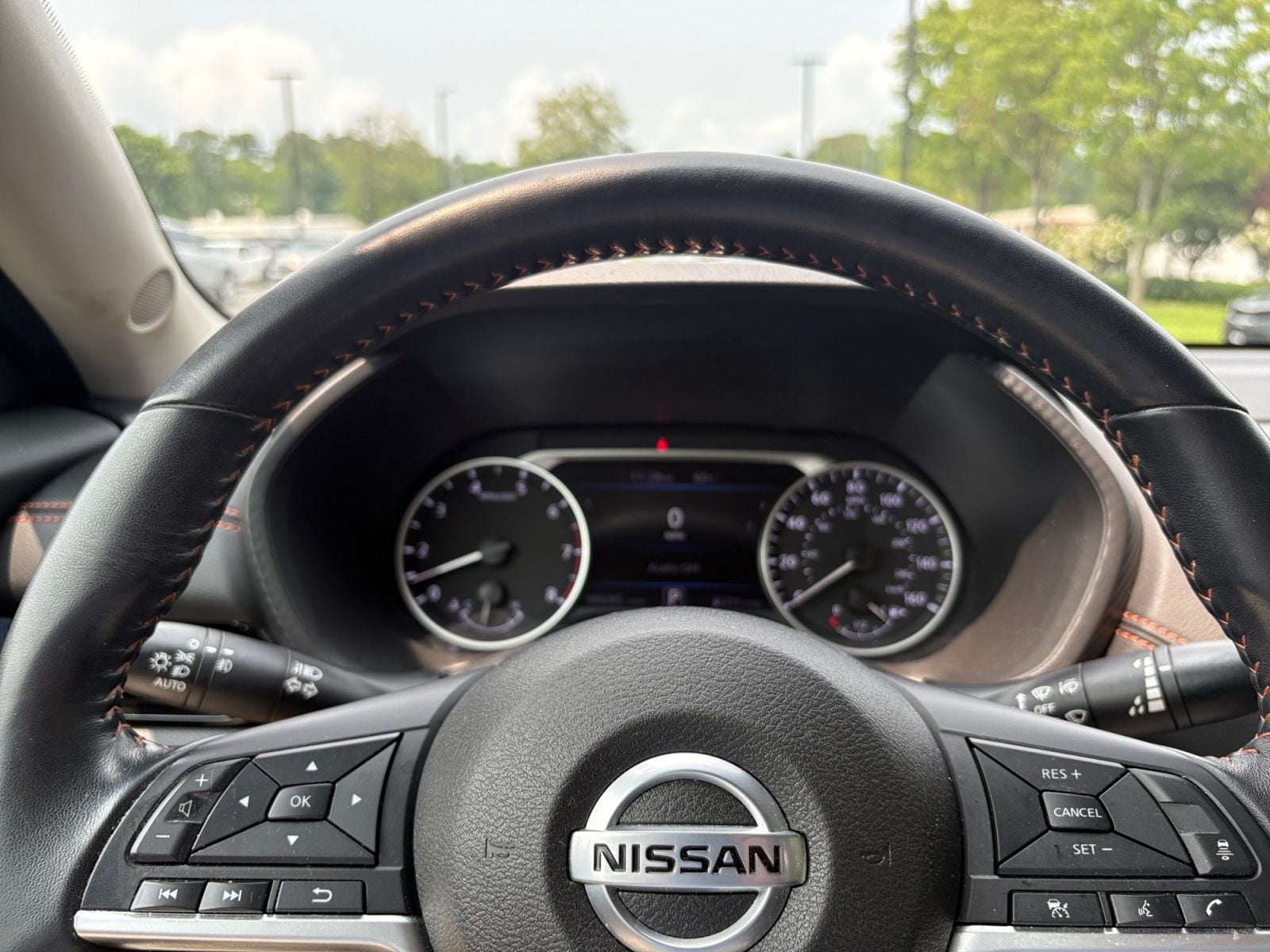 Pre-Owned 2020 Nissan Sentra SR - photo - 23