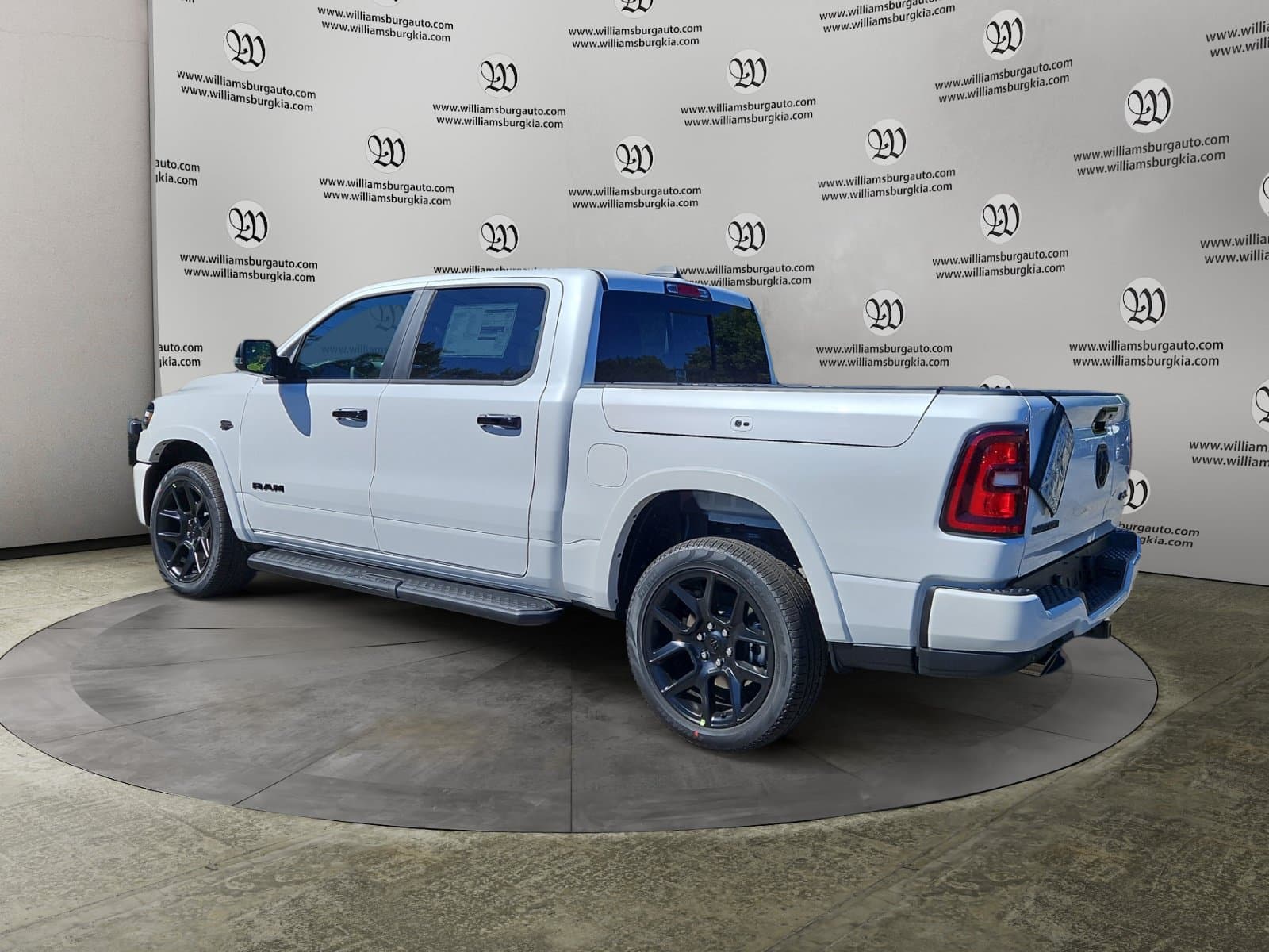 New 2027 Ram 1500 Laramie - photo - 2
