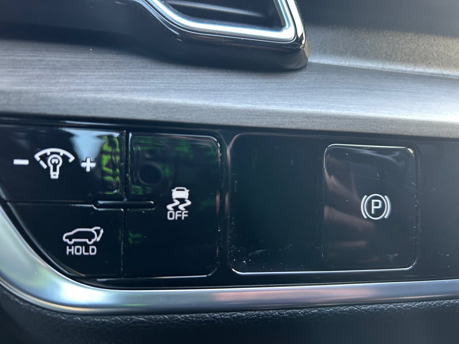 Pre-Owned 2023 Kia Sportage X-Pro - photo - 24
