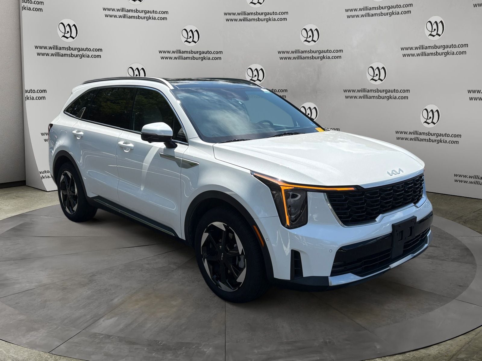 Pre-Owned 2025 Kia Sorento Plug-In Hybrid SX Prestige - photo - 6