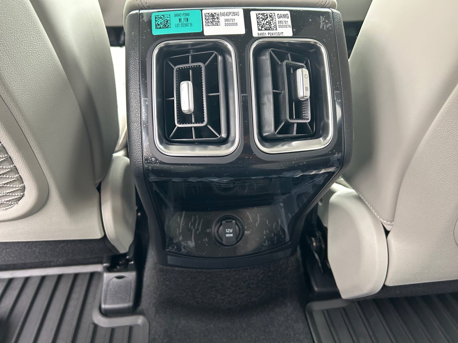 New 2026 Kia Sorento Hybrid EX - photo - 19