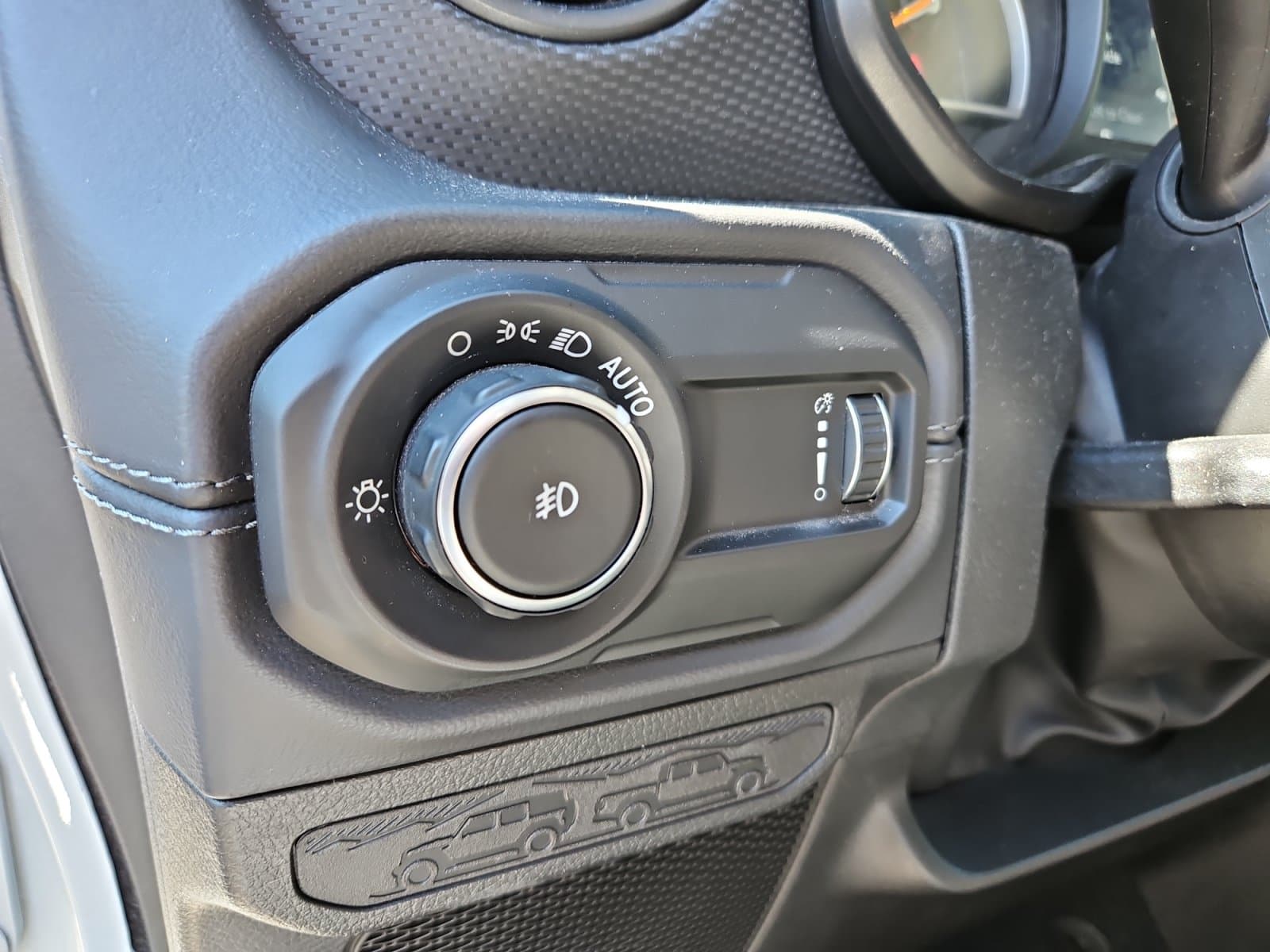 Pre-Owned 2026 Jeep Wrangler Rubicon - photo - 22