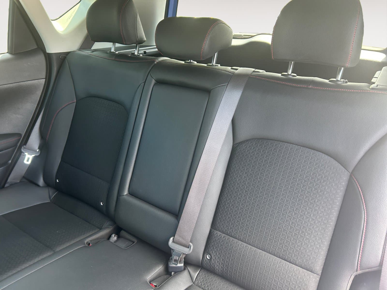 Pre-Owned 2024 Kia Soul GT-Line - photo - 12