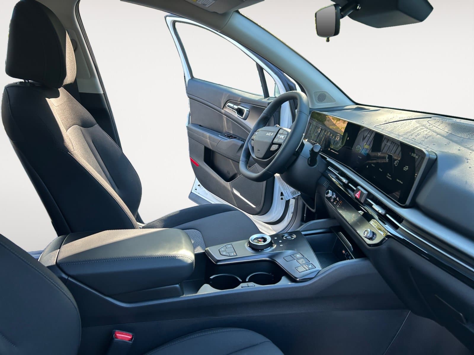 New 2027 Kia Sportage Hybrid S - photo - 14