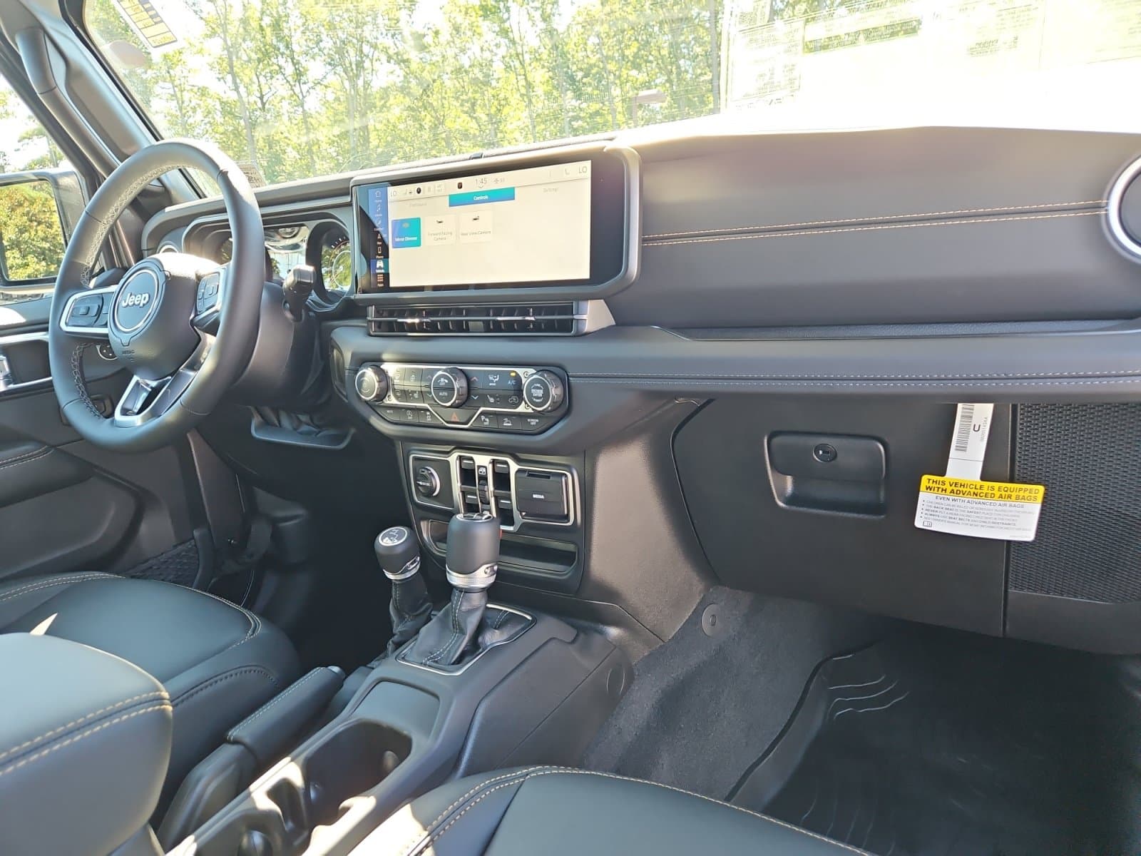 New 2027 Jeep Wrangler Sahara - photo - 15