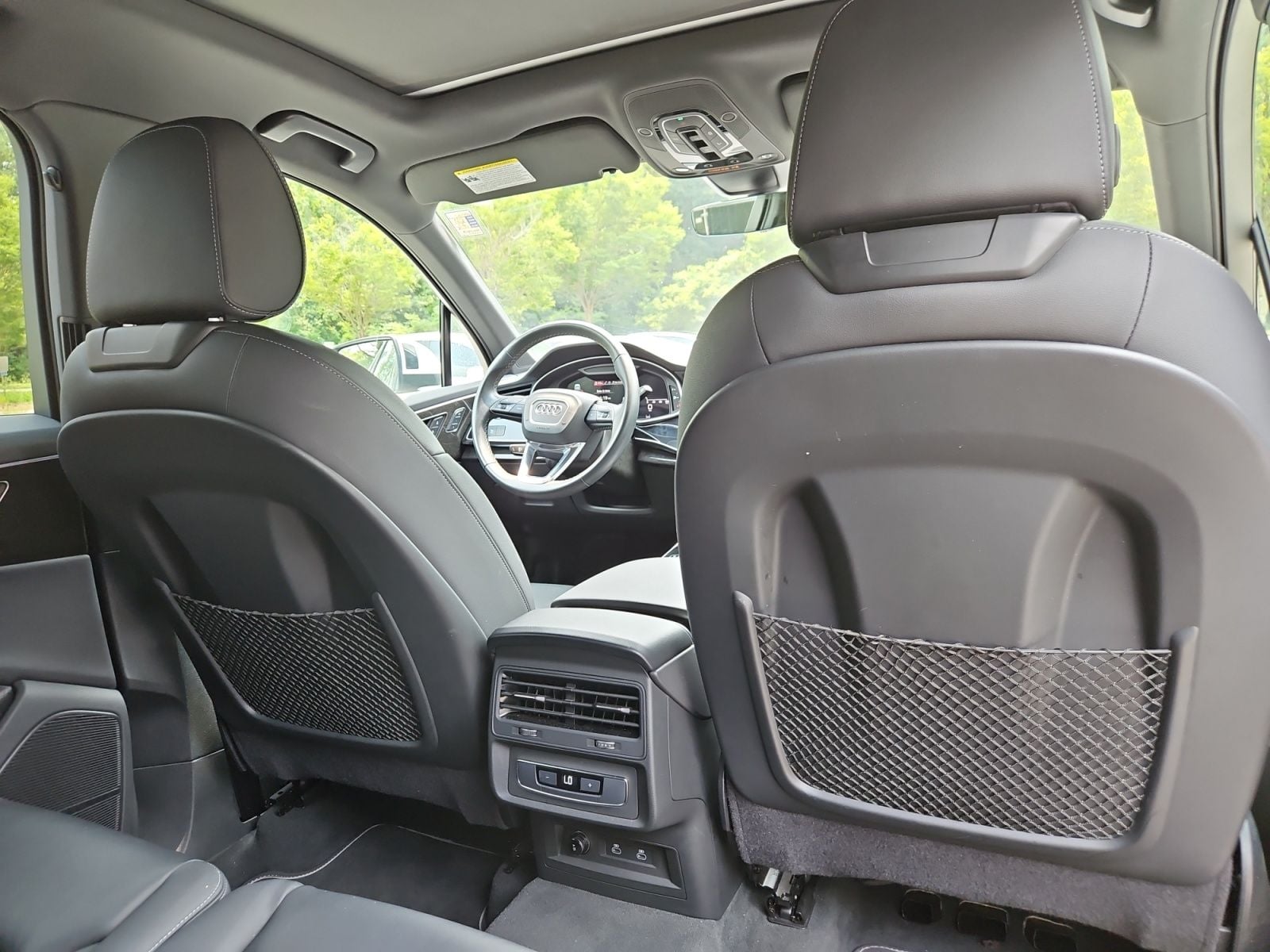 Pre-Owned 2025 Audi Q7 55 Premium Plus - photo - 17