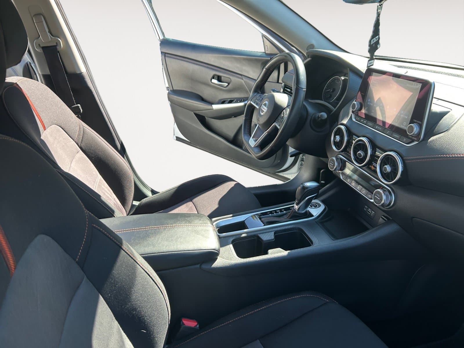 Pre-Owned 2023 Nissan Sentra SR - photo - 14