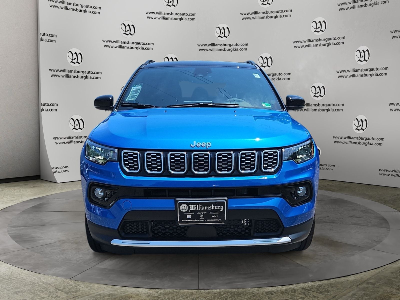 New 2025 Jeep Compass Limited - photo - 7
