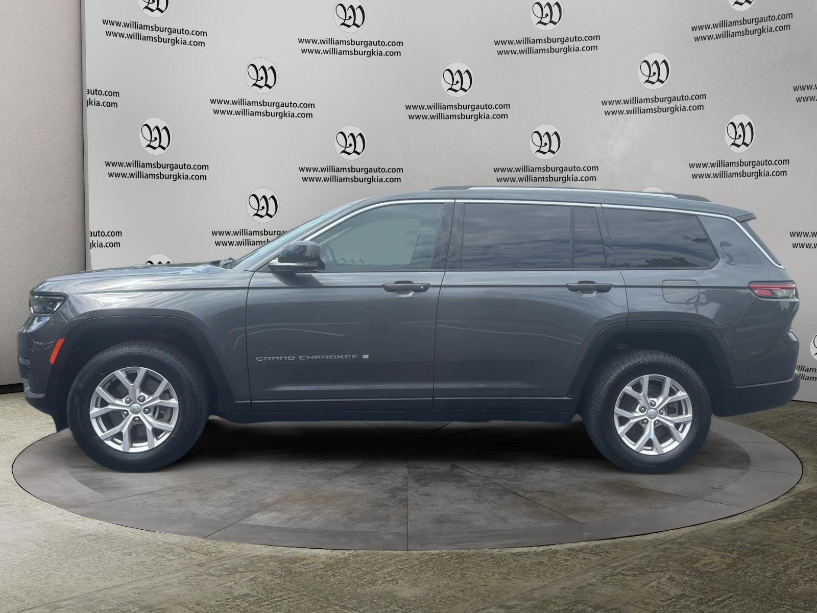 Pre-Owned 2022 Jeep Grand Cherokee L Limited - photo - 1