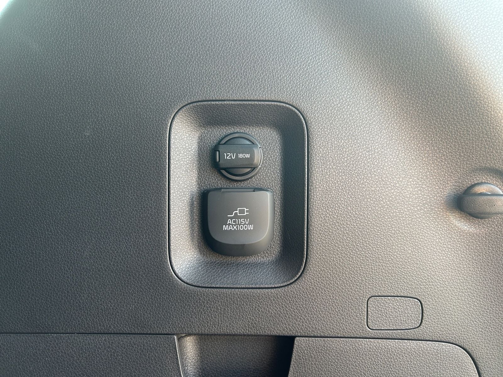 New 2027 Kia Carnival Hybrid SX Prestige - photo - 20