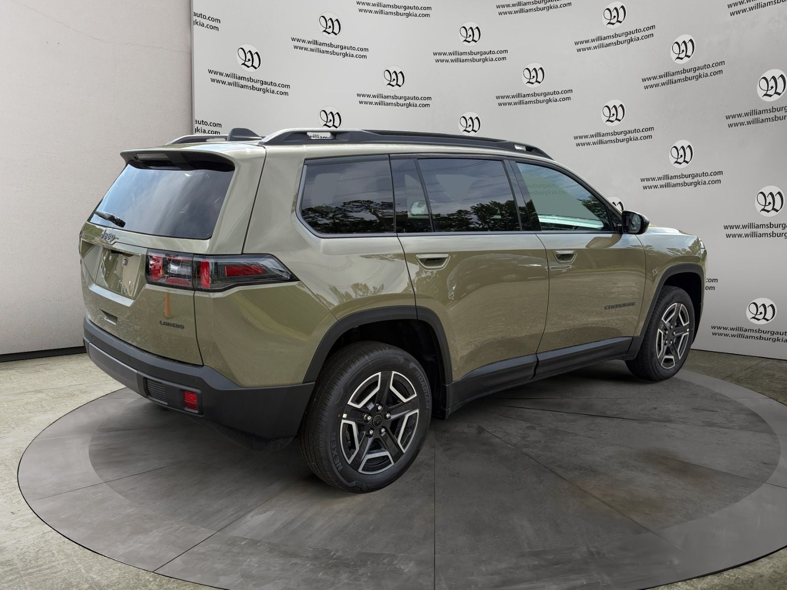 New 2026 Jeep Cherokee Laredo - photo - 4