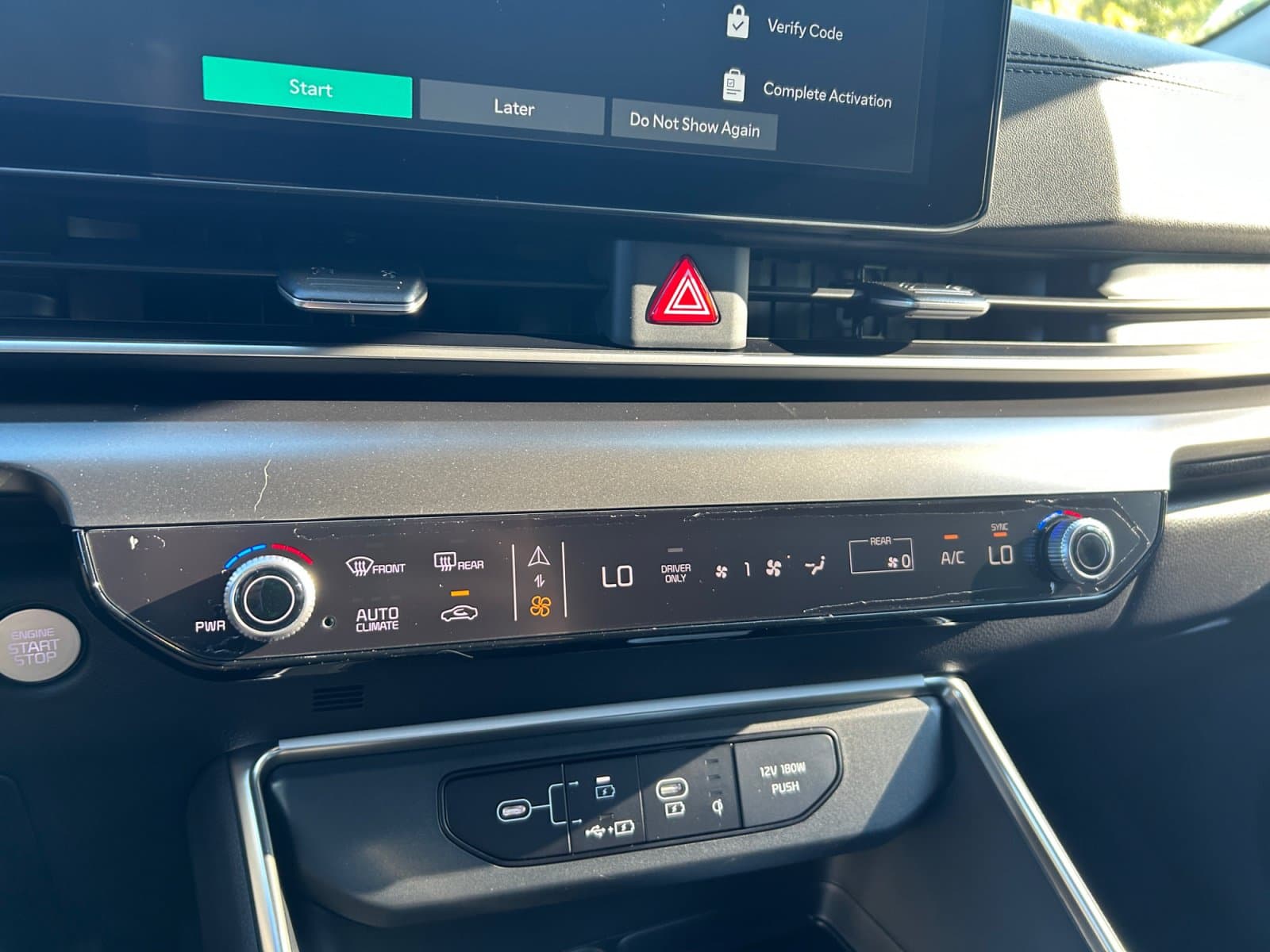 New 2027 Kia Carnival Hybrid EX - photo - 26