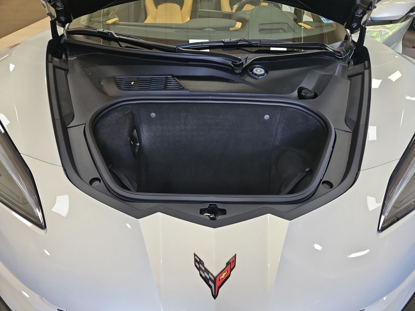 Pre-Owned 2024 Chevrolet Corvette Z06 - photo - 28