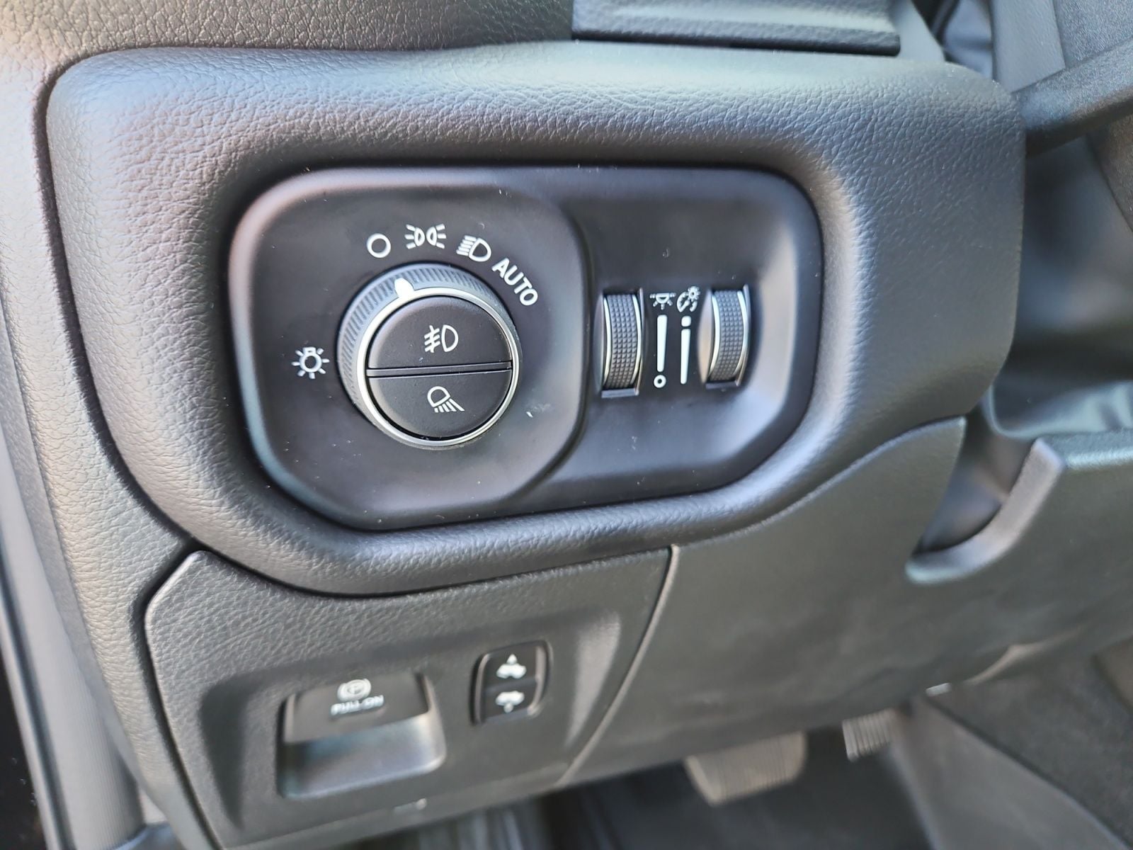 New 2026 Ram 1500 Big Horn/Lone Star - photo - 22