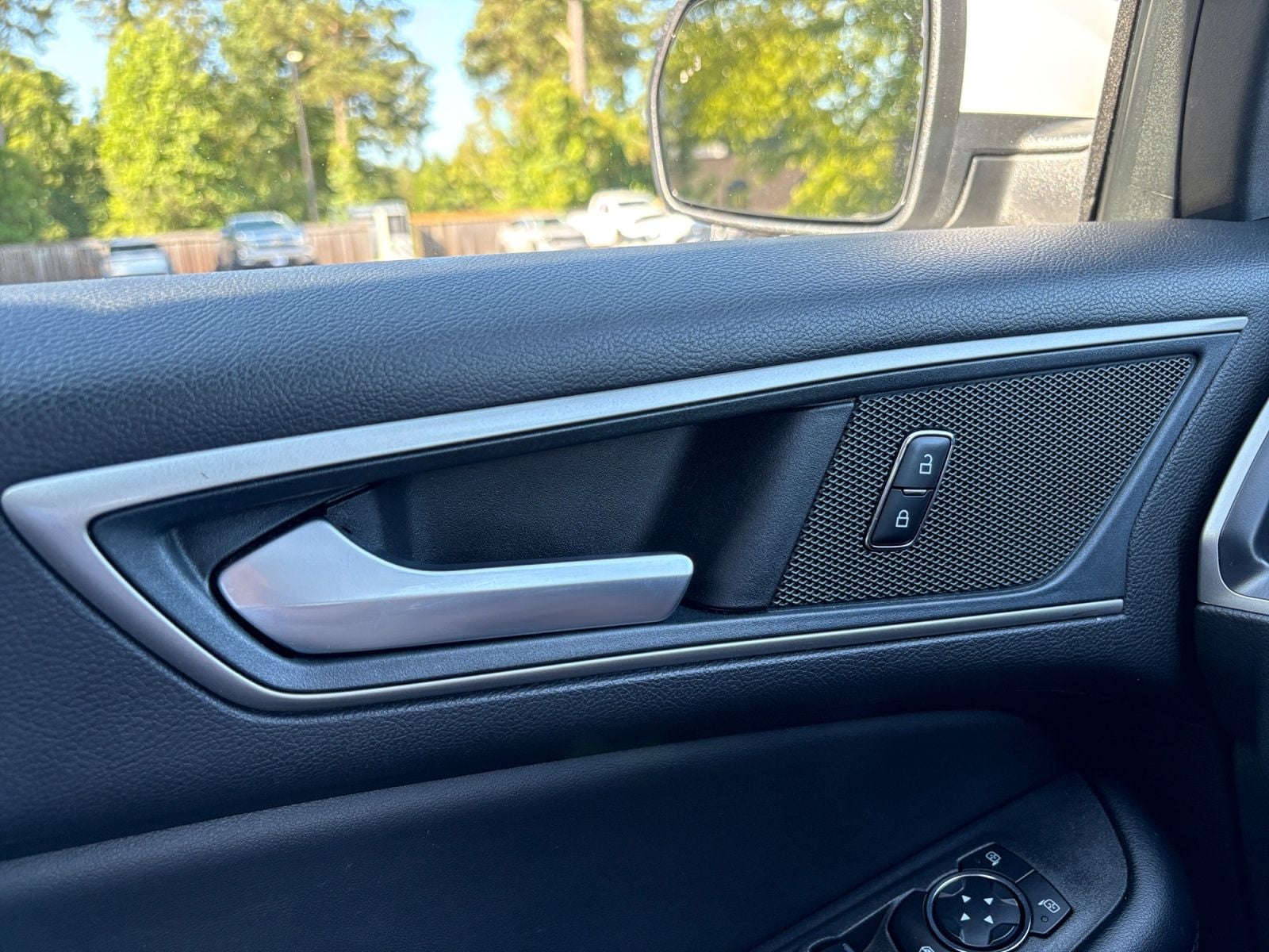 Pre-Owned 2024 Ford Edge SEL - photo - 27