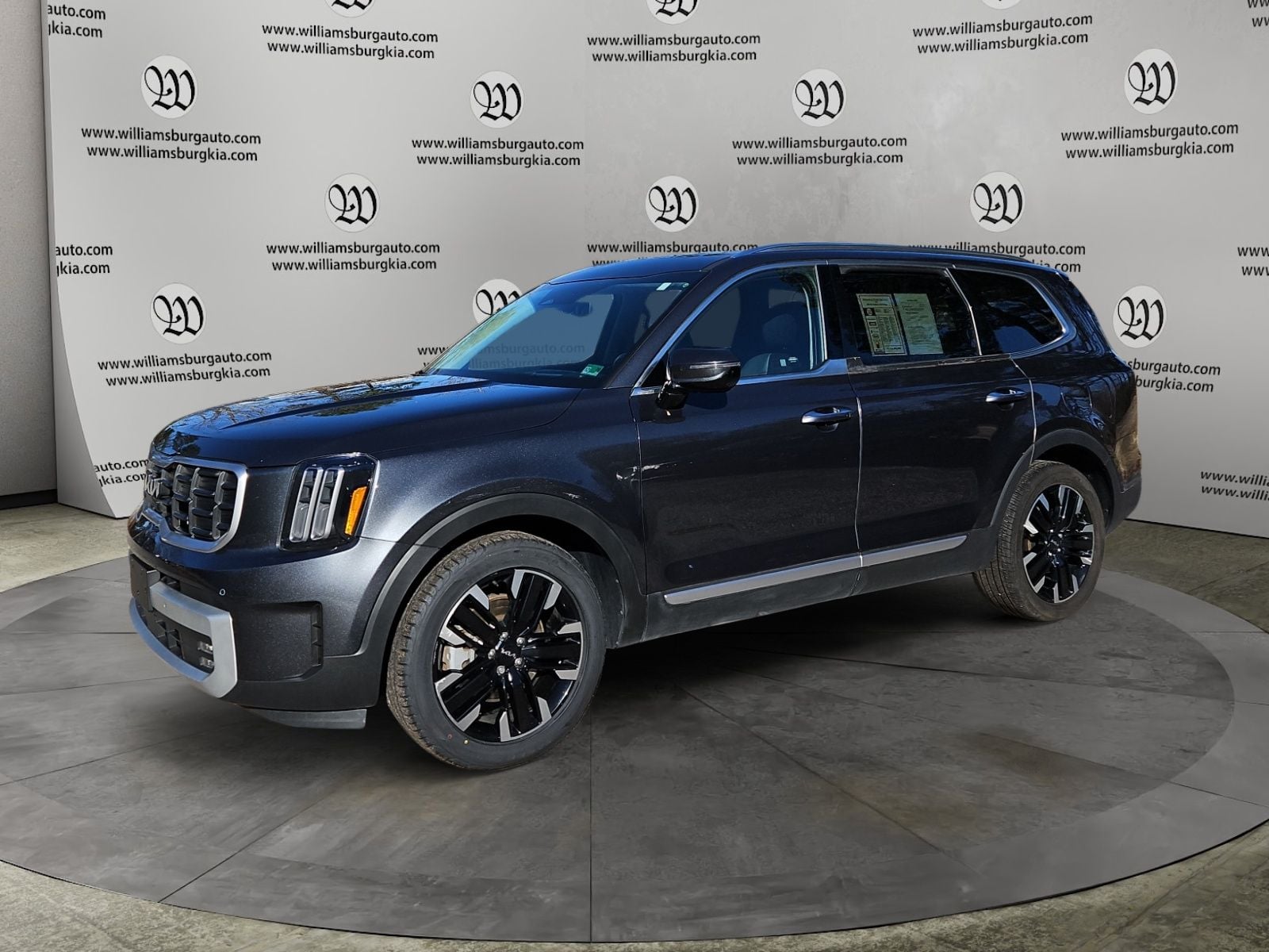 Pre-Owned 2024 Kia Telluride SX-Prestige - photo - 0