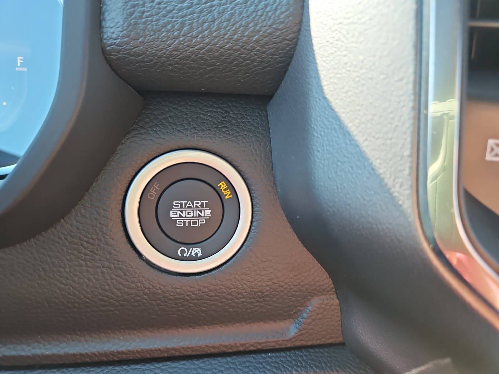 New 2027 Ram 1500 Laramie - photo - 26