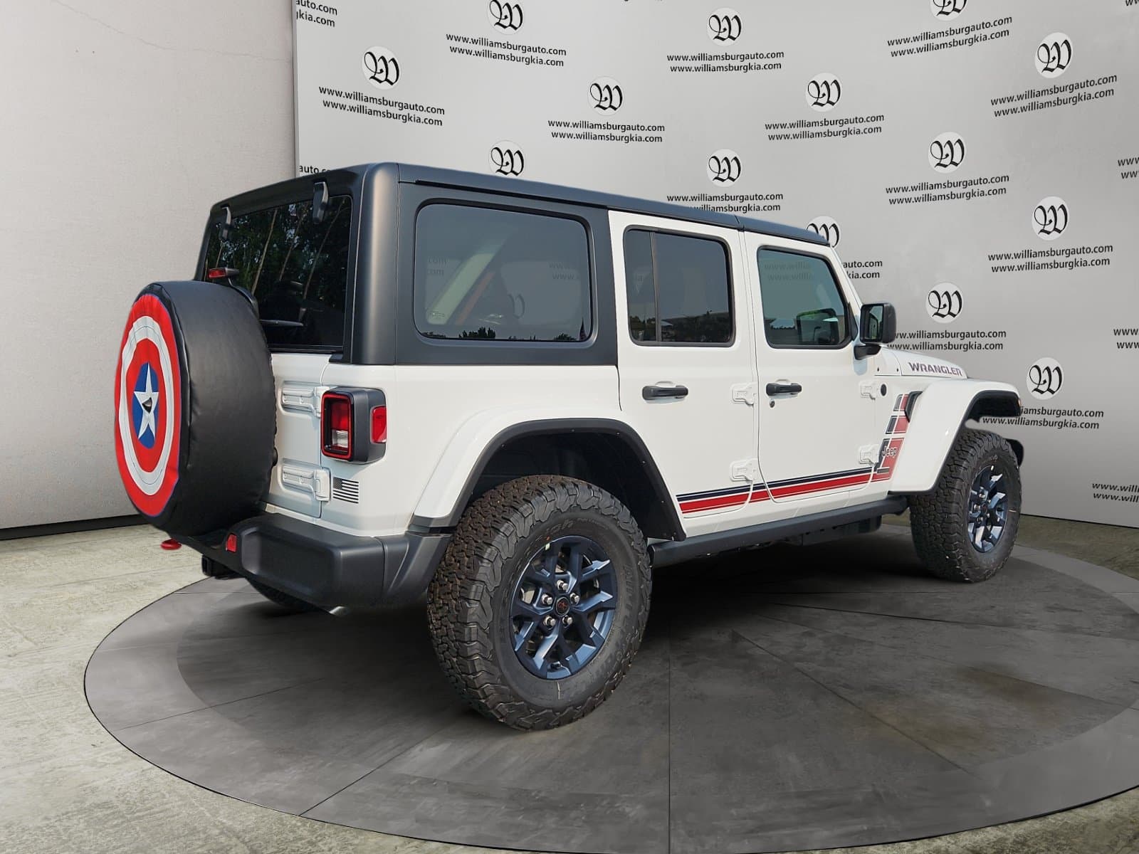 New 2026 Jeep Wrangler Willys - photo - 4