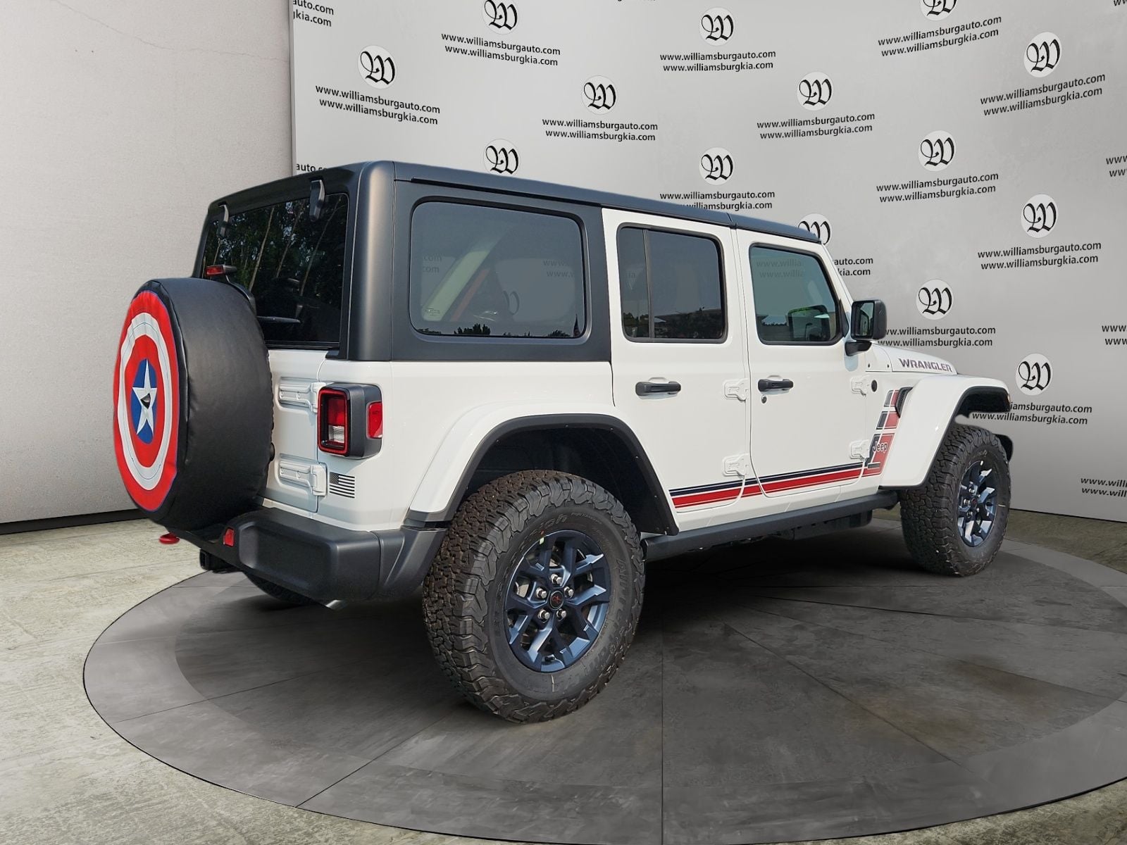 New 2026 Jeep Wrangler Willys - photo - 4