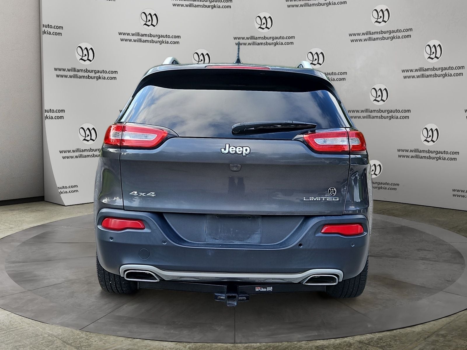 Pre-Owned 2017 Jeep Cherokee Limited - photo - 3