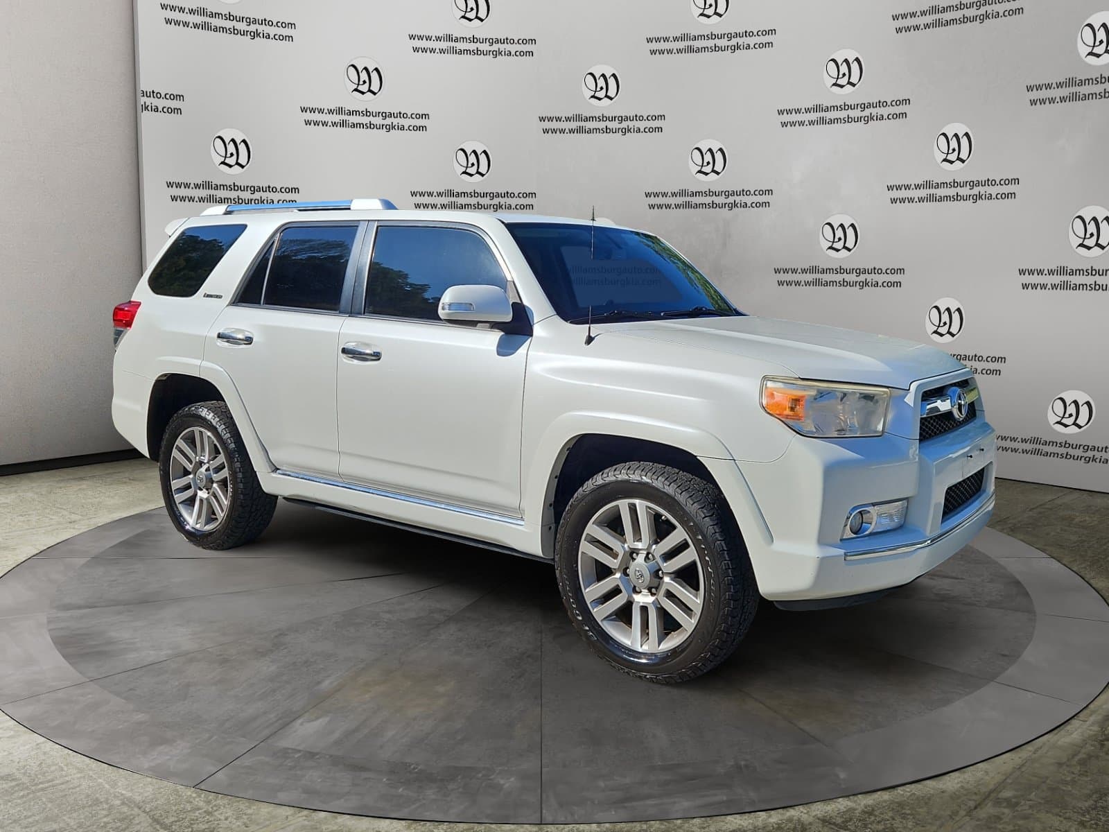 Pre-Owned 2013 Toyota 4Runner Limited - photo - 6