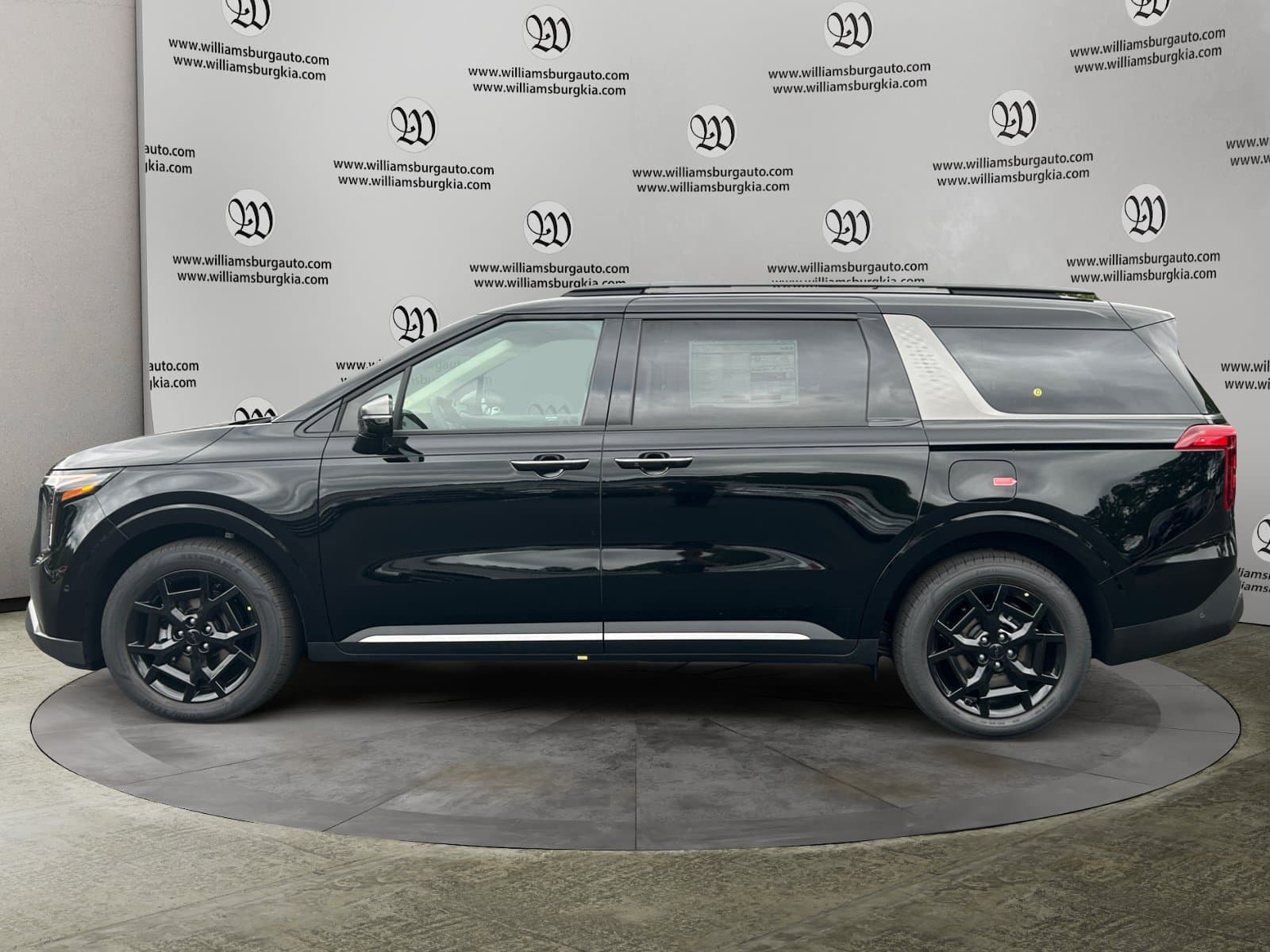 New 2027 Kia Carnival Hybrid SX - photo - 1