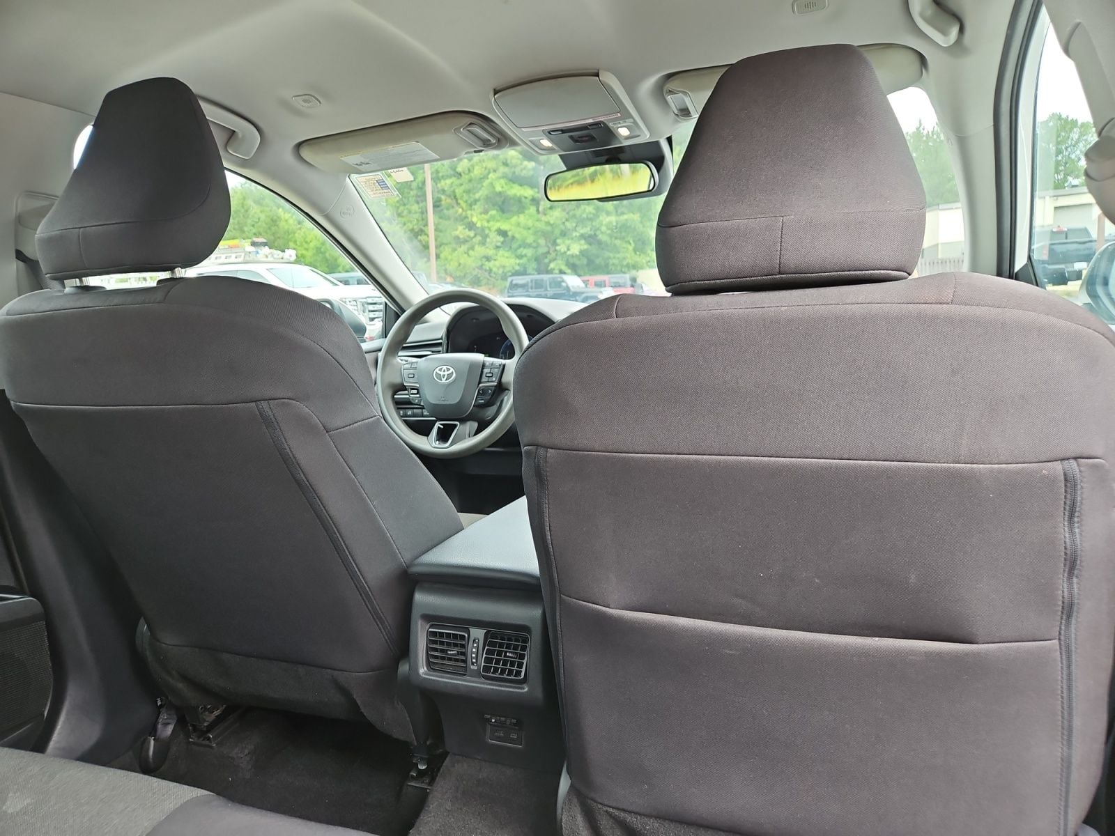 Pre-Owned 2025 Toyota Camry LE - photo - 17