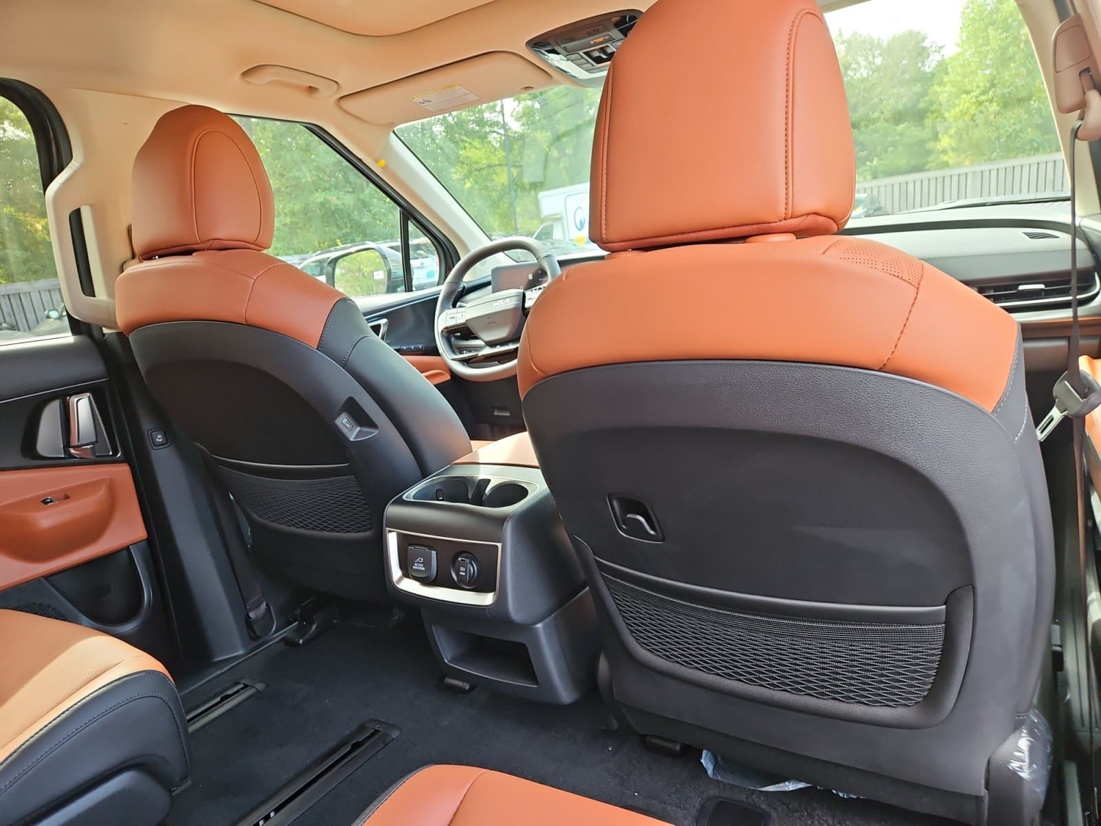New 2027 Kia Carnival Hybrid SX - photo - 17