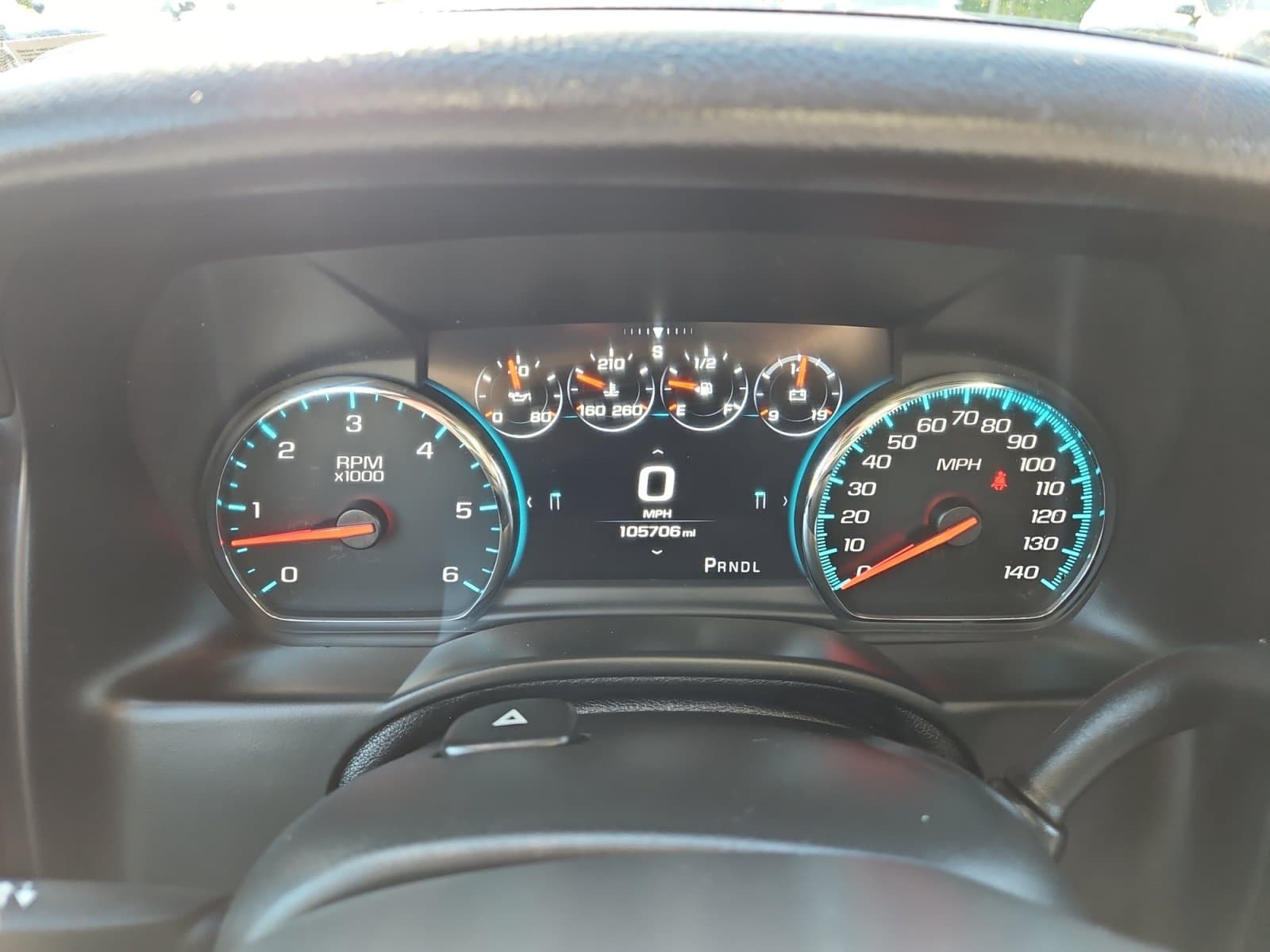 Pre-Owned 2019 Chevrolet Suburban Premier - photo - 24