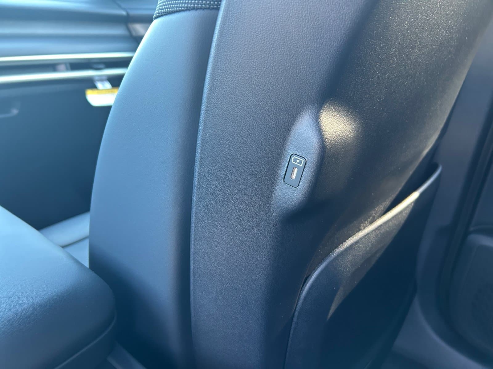 New 2027 Kia Telluride S - photo - 20
