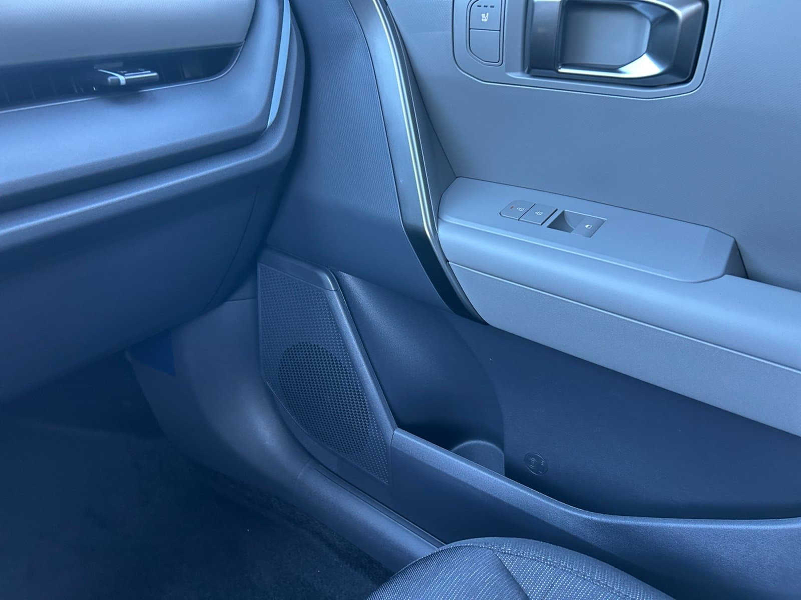 New 2027 Kia Seltos S - photo - 23