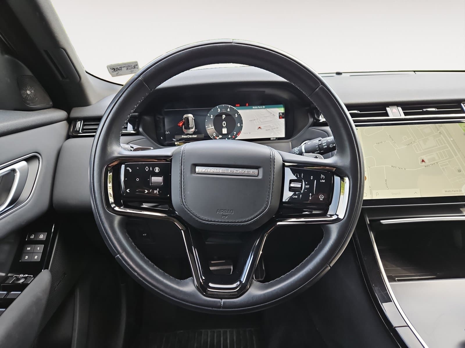 Pre-Owned 2025 Land Rover Range Rover Velar Dynamic SE - photo - 11
