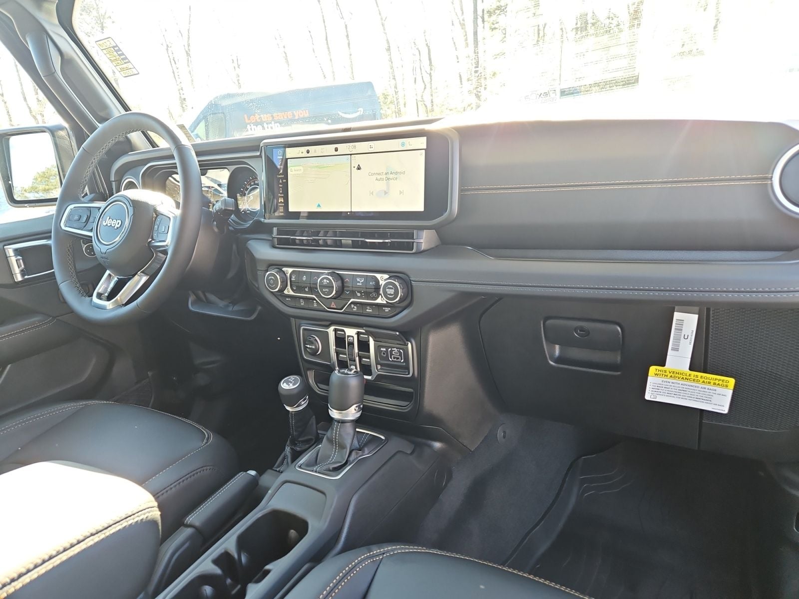 New 2025 Jeep Wrangler Sahara - photo - 15
