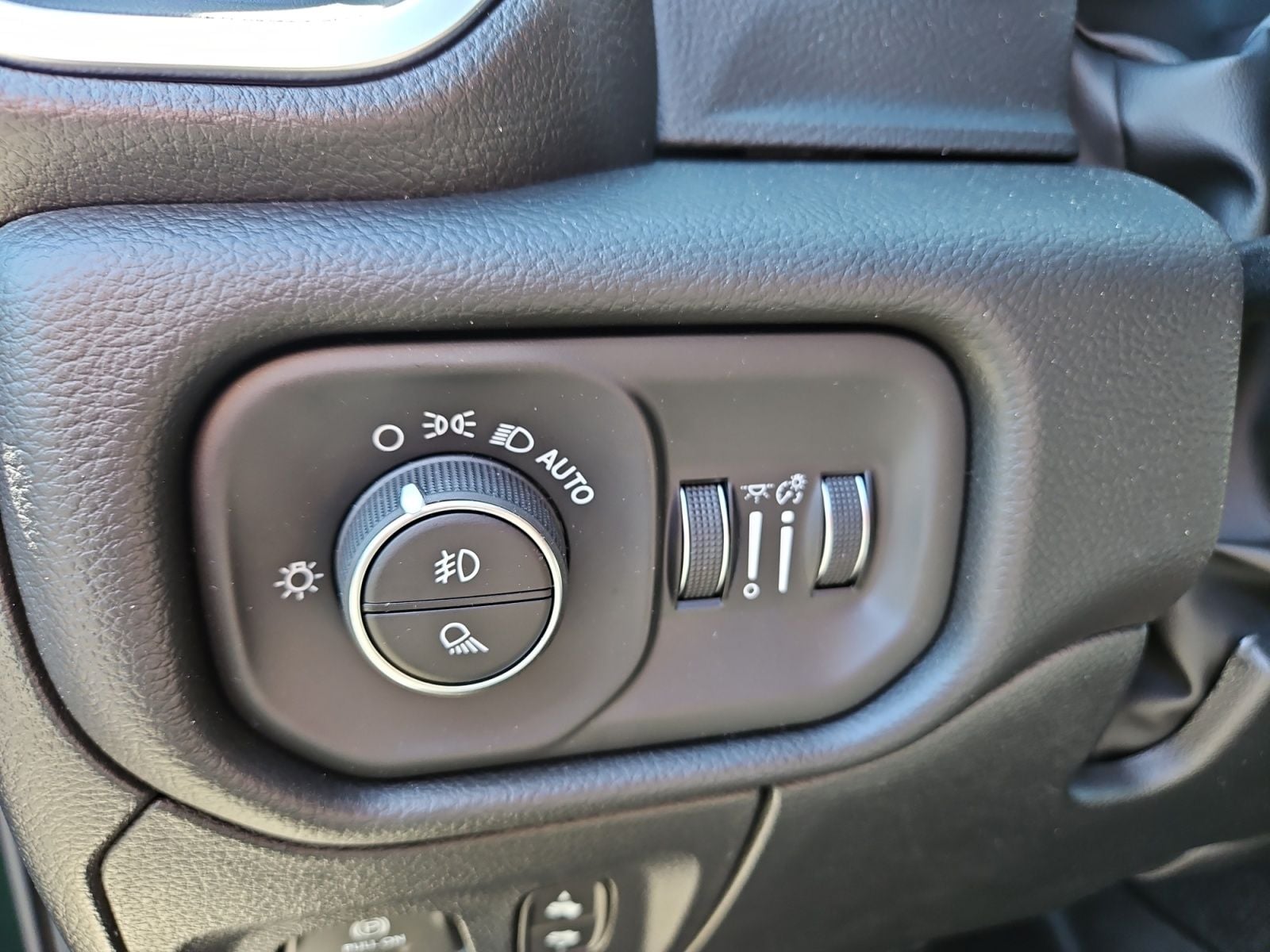 New 2026 Ram 1500 Big Horn/Lone Star - photo - 22