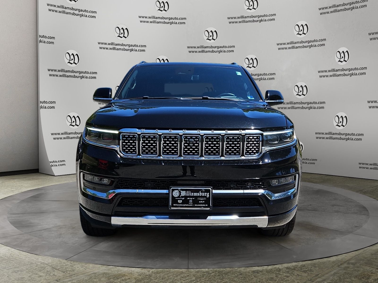 Pre-Owned 2024 Jeep Grand Wagoneer Series III - photo - 7